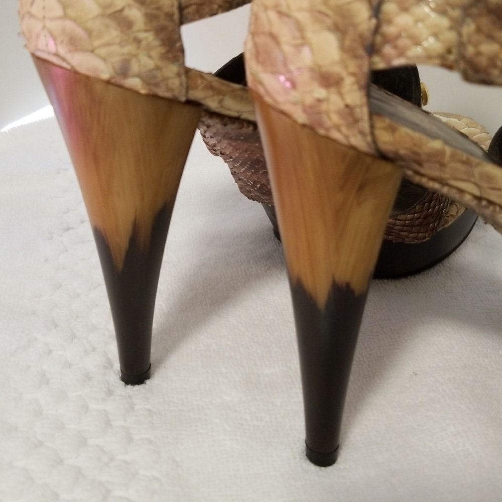 Stuart Weitzman Python Sandals - Picture 5 of 8